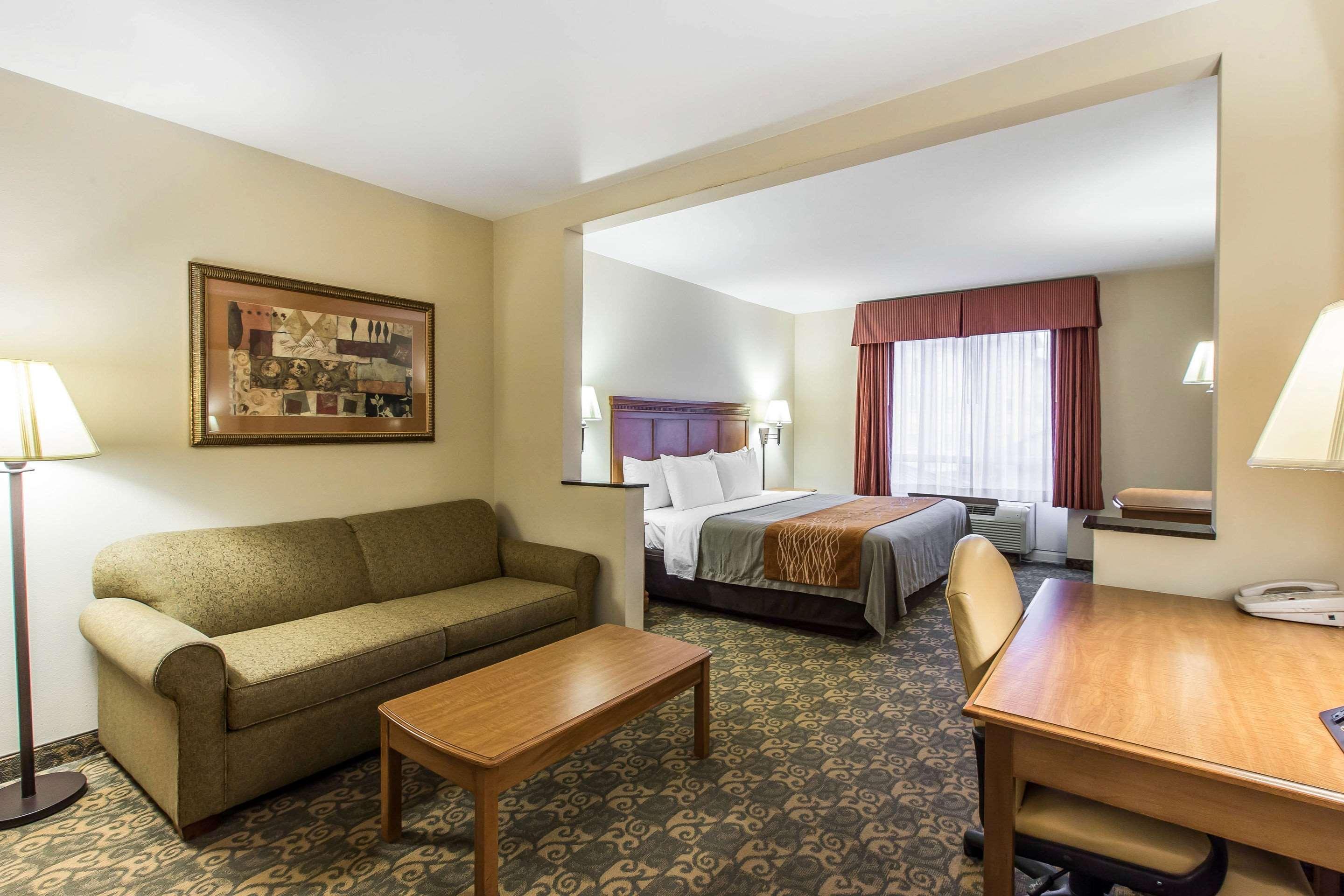 Comfort Inn & Suites Tifton Exteriör bild